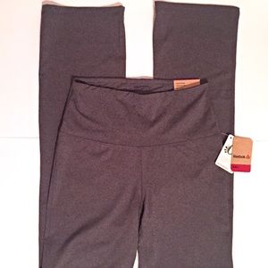 Reebok New women’s workout leggings pants S gray